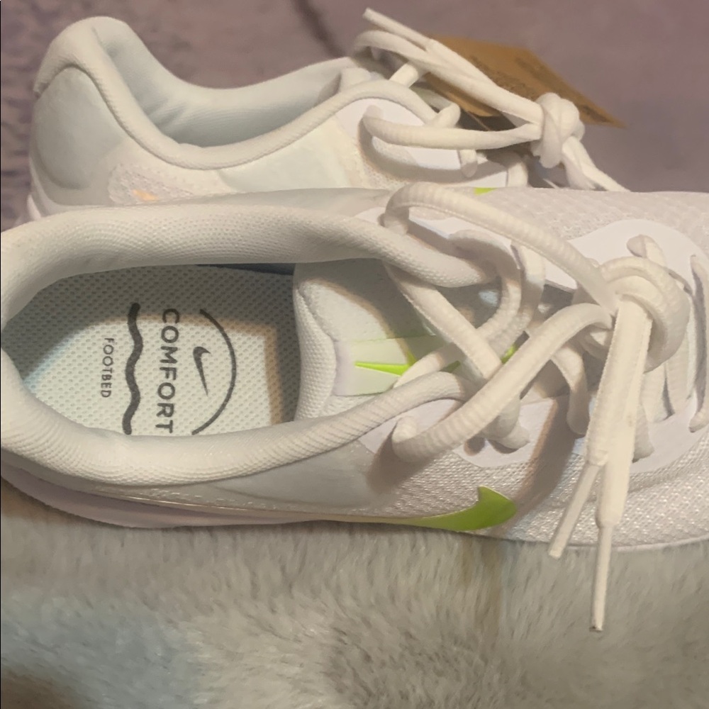 Nike Women's White and Neon Yellow Sneakers - Picture 4 of 5